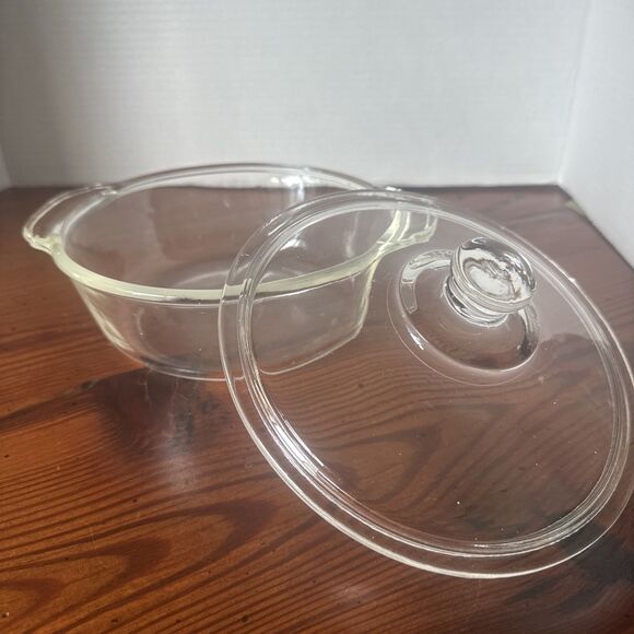 Vintage Clear Glass Fire King  Made in USA Glassware Casserole with lid - Picture 3 of 9
